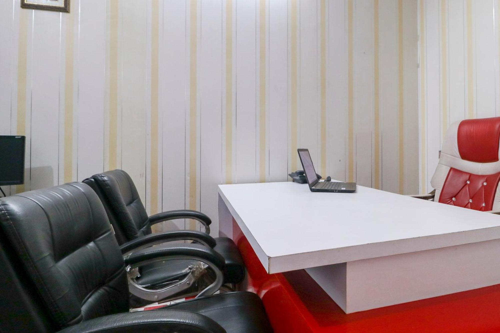 Hotel O Sky Garden Ludhiana Extérieur photo